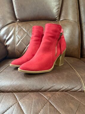 Trend Red Pointed Toe Chunky Heel Side Zip Ankle Booties